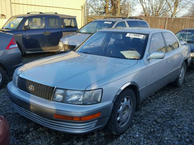 JT8UF11E1P0147680 - 1993 LEXUS LS 400 SILVER photo 2