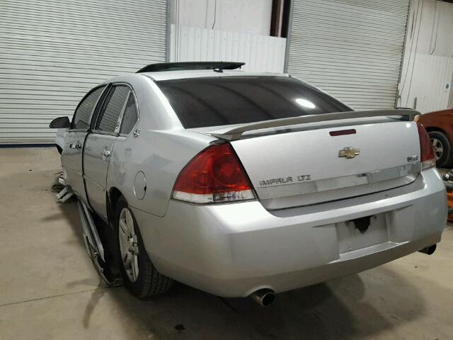 2G1WU57M891312923 - 2009 CHEVROLET IMPALA LTZ SILVER photo 3