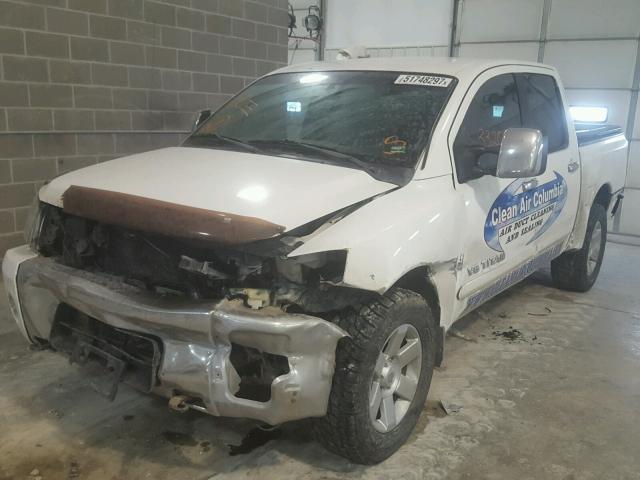 1N6BA07B55N547253 - 2005 NISSAN TITAN XE WHITE photo 2