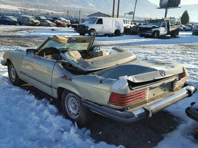 WDBBA45A8CB013942 - 1982 MERCEDES-BENZ 380 SL GOLD photo 3