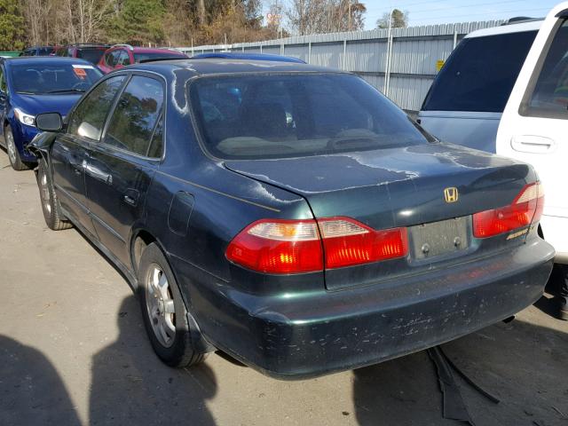 1HGCG6657XA071104 - 1999 HONDA ACCORD LX GREEN photo 3