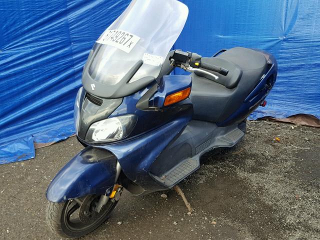 JS1CP51A632100684 - 2003 SUZUKI AN650 K3 BLUE photo 2