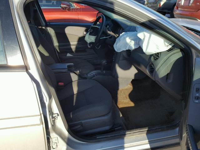 2G2WP522651337063 - 2005 PONTIAC GRAND PRIX ვერცხლისფერი ფოტო 5