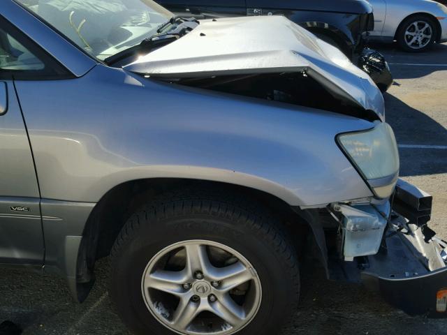 JTJGF10U320139237 - 2002 LEXUS RX 300 GRAY photo 9