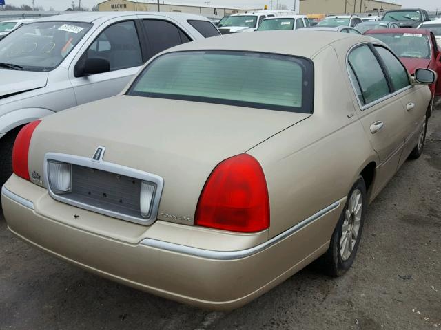 1LNHM81W06Y615887 - 2006 LINCOLN TOWN CAR S GOLD photo 4