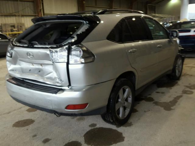 2T2HK31U17C021757 - 2007 LEXUS RX 350 SILVER photo 4