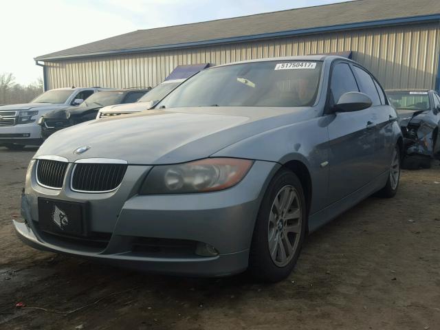 WBAVB13506KX63546 - 2006 BMW 325 I GRAY photo 2