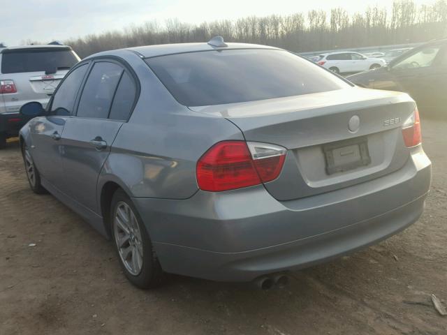 WBAVB13506KX63546 - 2006 BMW 325 I GRAY photo 3