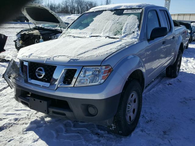 1N6AD0EV8FN725187 - 2015 NISSAN FRONTIER S SILVER photo 2