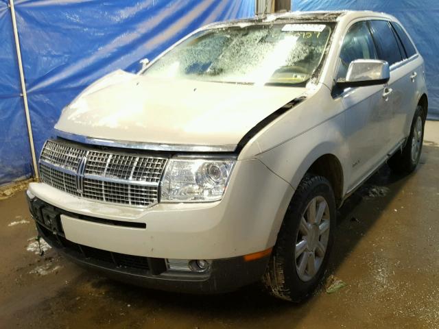 2LMDU88C37BJ14196 - 2007 LINCOLN MKX BEIGE photo 2