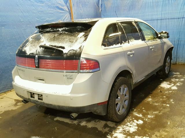 2LMDU88C37BJ14196 - 2007 LINCOLN MKX BEIGE photo 4