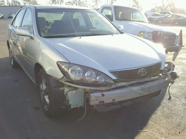 JTDBA32K150025986 - 2005 TOYOTA CAMRY SE SILVER photo 1