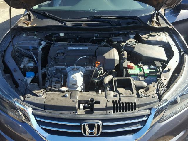 1HGCR2F37DA236940 - 2013 HONDA ACCORD LX GRAY photo 7