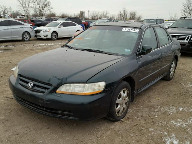 1HGCG566X1A060950 - 2001 HONDA ACCORD EX GREEN photo 2