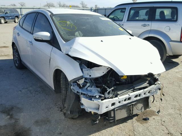 1FADP3K22DL178001 - 2013 FORD FOCUS SE WHITE photo 1