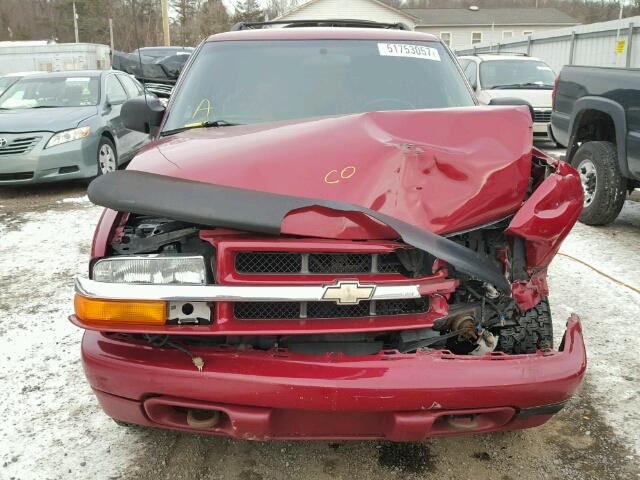 1GNDT13WX2K194419 - 2002 CHEVROLET BLAZER RED photo 7