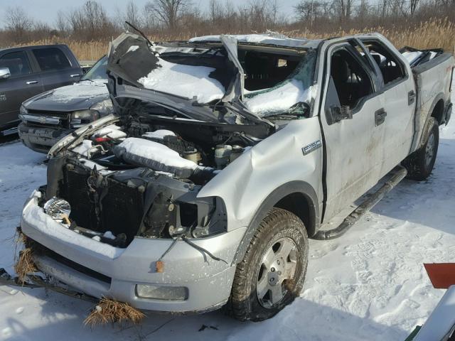 1FTPW14504KC13985 - 2004 FORD F150 SUPER SILVER photo 2