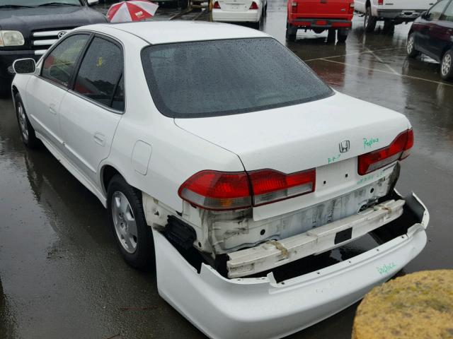 1HGCG16571A003167 - 2001 HONDA ACCORD EX WHITE photo 3