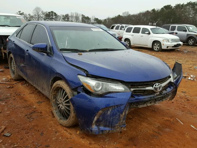 4T1BF1FK4FU938733 - 2015 TOYOTA CAMRY LE BLUE photo 1