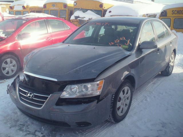 5NPET4AC0AH621062 - 2010 HYUNDAI SONATA GRAY photo 2