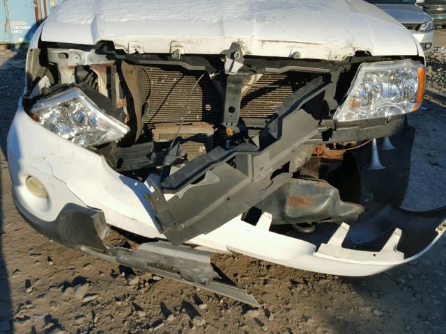 5LMFU28R73LJ03070 - 2003 LINCOLN NAVIGATOR WHITE photo 9