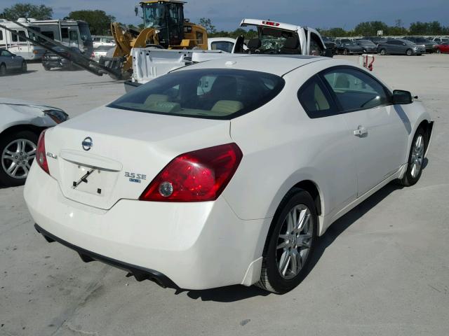 1N4BL24E68C220714 - 2008 NISSAN ALTIMA 3.5 WHITE photo 4