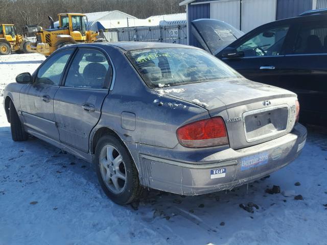 KMHWF35H45A144978 - 2005 HYUNDAI SONATA GLS GRAY photo 3