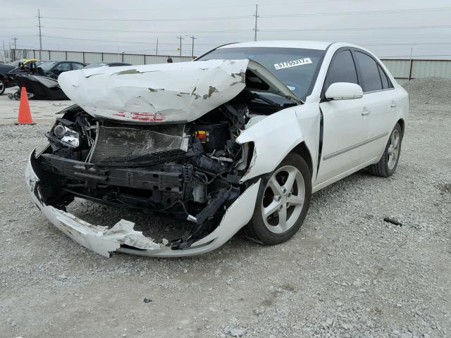 5NPEU46C88H318921 - 2008 HYUNDAI SONATA SE WHITE photo 2