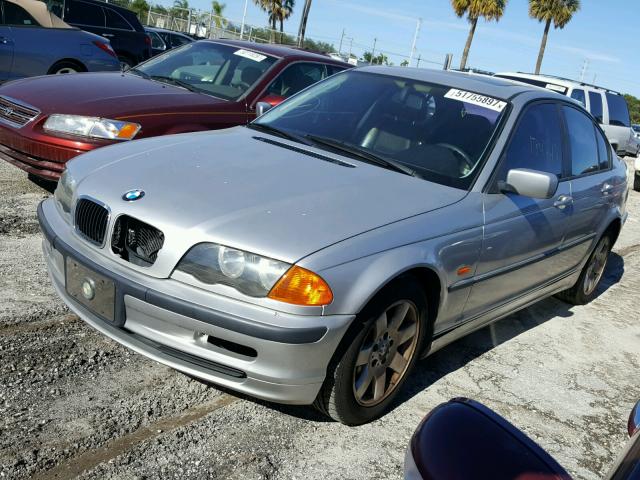 WBAAM3333XFP59701 - 1999 BMW 323I AUTOM SILVER photo 2