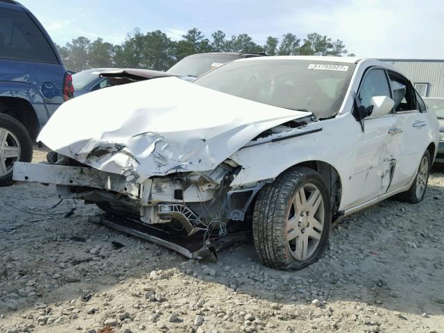 2G1WU58R079409865 - 2007 CHEVROLET IMPALA LTZ WHITE photo 2