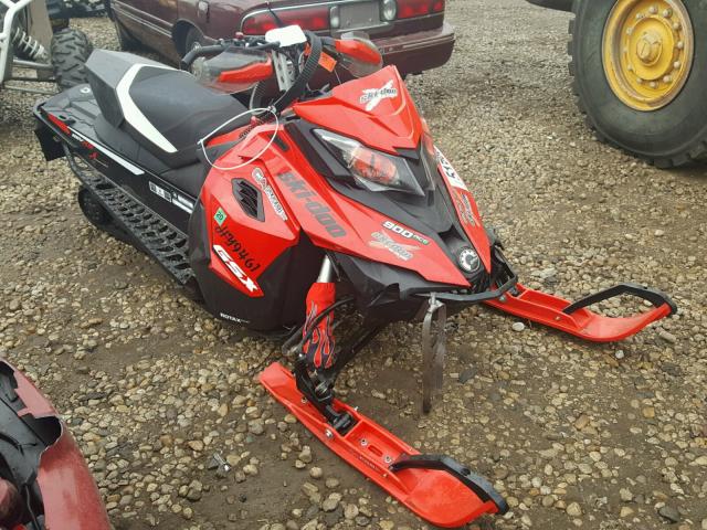 2BPSDRFAXFV000501 - 2015 SKI GSX RED photo 1