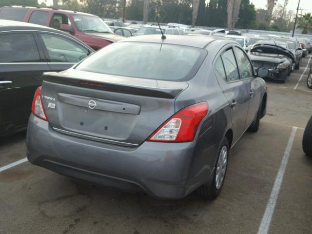 3N1CN7AP2HL800979 - 2017 NISSAN VERSA S GRAY photo 4