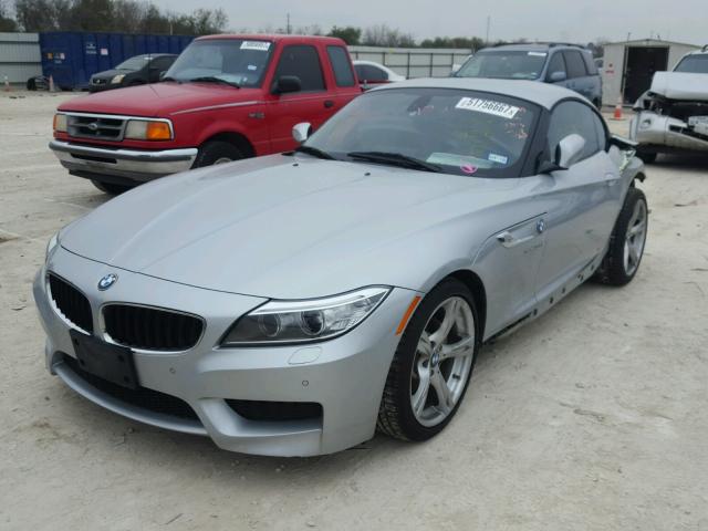 WBALL5C57FP557428 - 2015 BMW Z4 SDRIVE2 SILVER photo 2