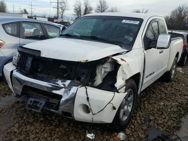 1N6BA06A75N554150 - 2005 NISSAN TITAN XE WHITE photo 2