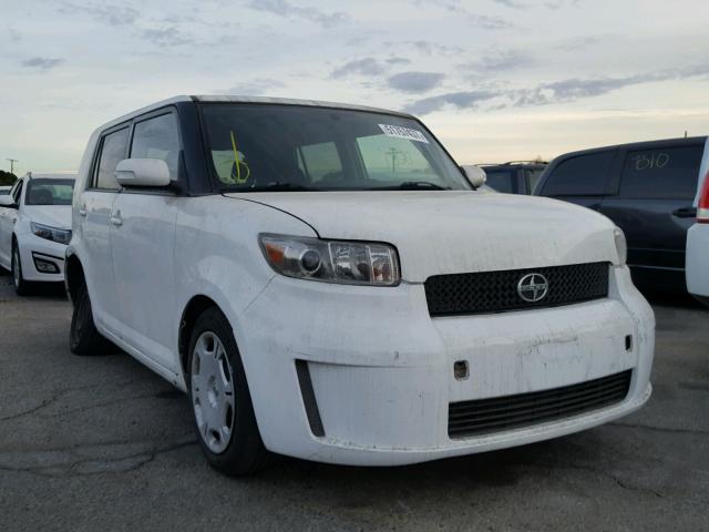 JTLKE50E691068446 - 2009 SCION XB WHITE photo 1