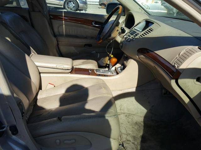 JNKBF01A32M003919 - 2002 INFINITI Q45 TAN photo 5