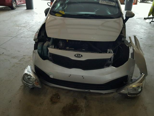 KNADM4A37D6266394 - 2013 KIA RIO LX SILVER photo 9