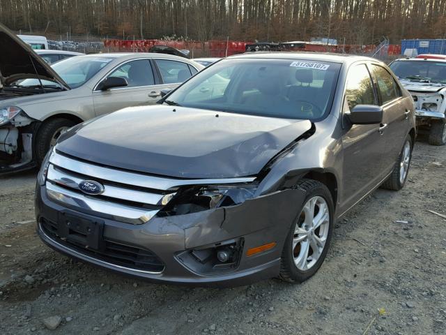 3FAHP0HG6CR118449 - 2012 FORD FUSION SE GRAY photo 2