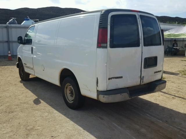 1GCGG25R211231412 - 2001 CHEVROLET EXPRESS G2 WHITE photo 3