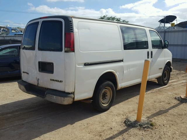 1GCGG25R211231412 - 2001 CHEVROLET EXPRESS G2 WHITE photo 4