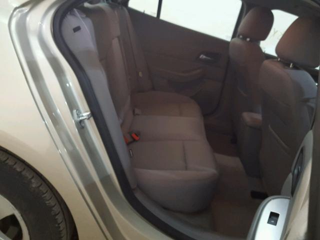 1G11B5SL8FF242701 - 2015 CHEVROLET MALIBU LS თაფლისფერი ფოტო 6