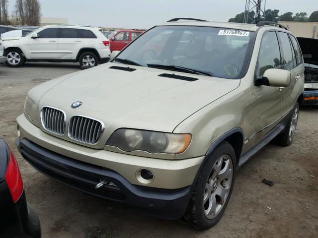 WBAFB3344YLH03583 - 2000 BMW X5 4.4I BEIGE photo 2