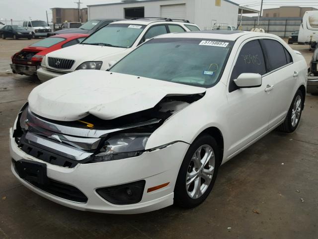 3FAHP0HA2CR376396 - 2012 FORD FUSION SE WHITE photo 2