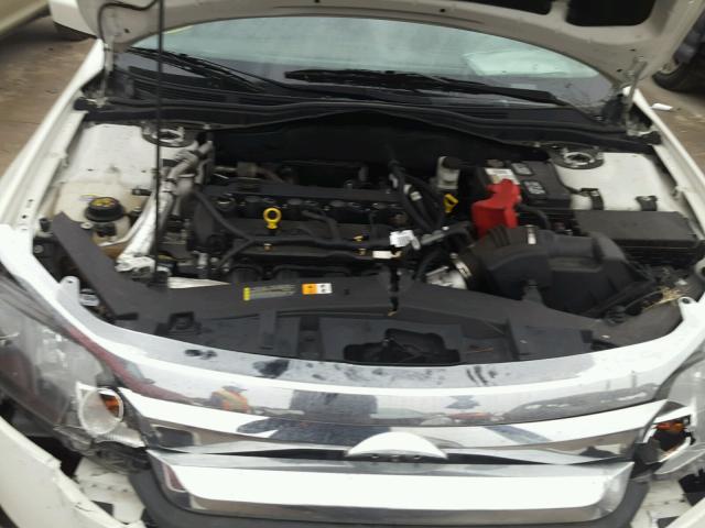 3FAHP0HA2CR376396 - 2012 FORD FUSION SE WHITE photo 7