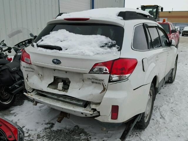 4S4BRJLC2B2414913 - 2011 SUBARU OUTBACK 3. WHITE photo 4