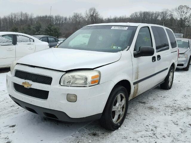 1GNDV231X7D215141 - 2007 CHEVROLET UPLANDER L WHITE photo 2