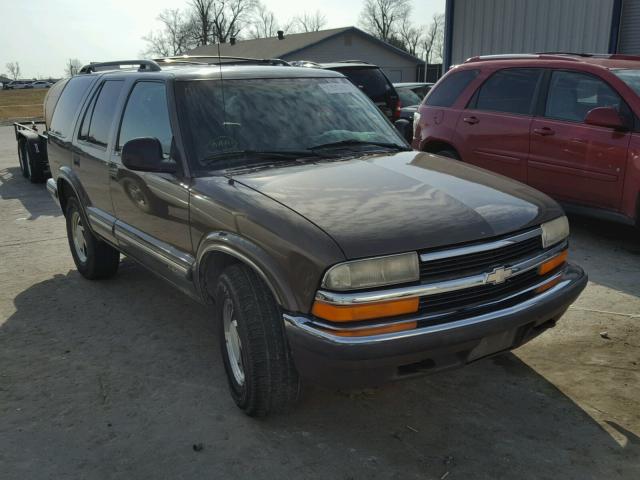 1GNDT13W7W2218956 - 1998 CHEVROLET BLAZER BROWN photo 1