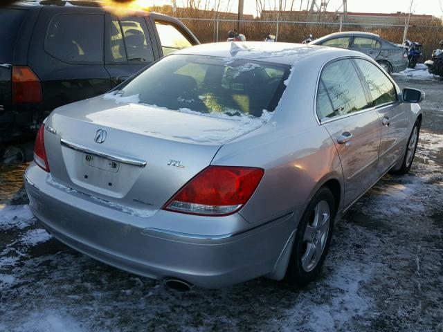 JH4KB16535C008206 - 2005 ACURA RL SILVER photo 4