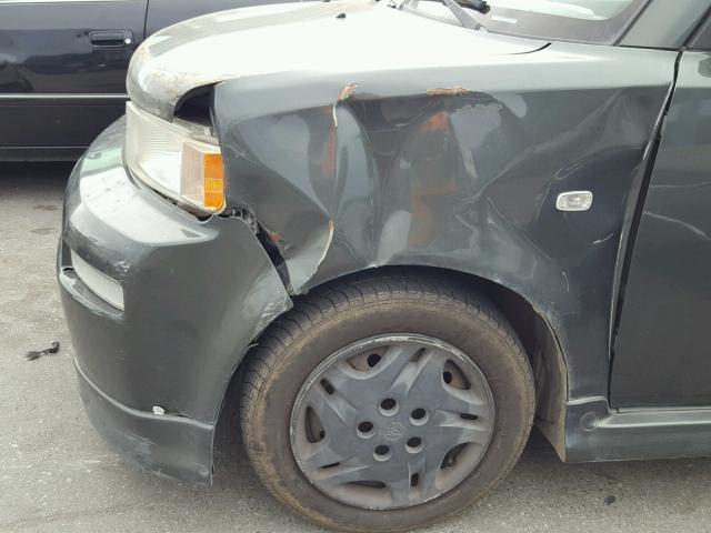 JTLKT324640137892 - 2004 TOYOTA SCION XB GREEN photo 9