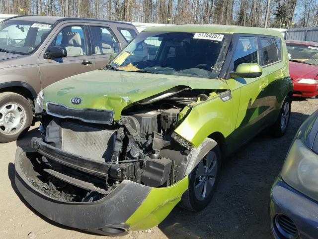 KNDJN2A28E7713843 - 2014 KIA SOUL GREEN photo 2